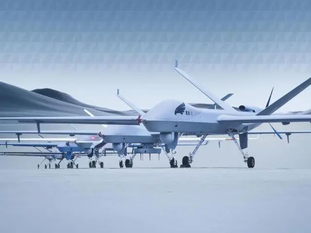 翼龙-X等20余型国产军用无人机亮相航展，，，无人机协同系统日益完整